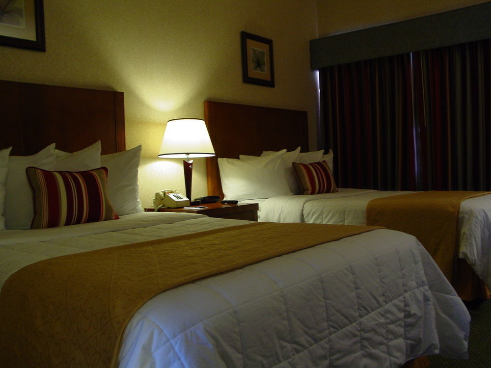 Courtyard Irvine John Wayne Airport/Orange County Hotel Exterior foto